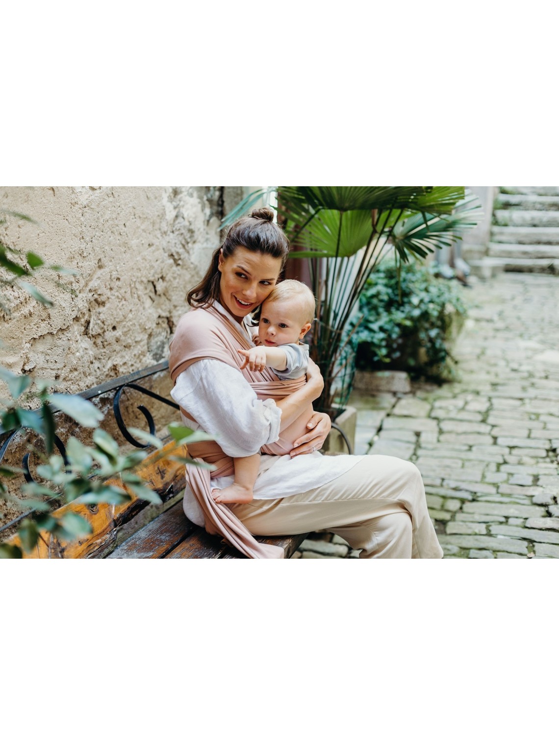 Boba Wrap – elastyczna chusta dla noworodków Boba Wrap – elastyczna chusta dla noworodków