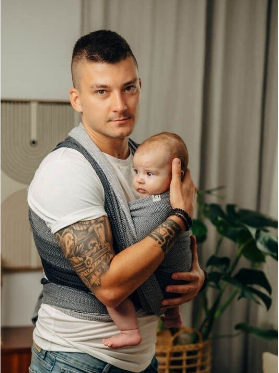 LennyLamb chusta – od noworodka do przedszkolaka, z komfortem