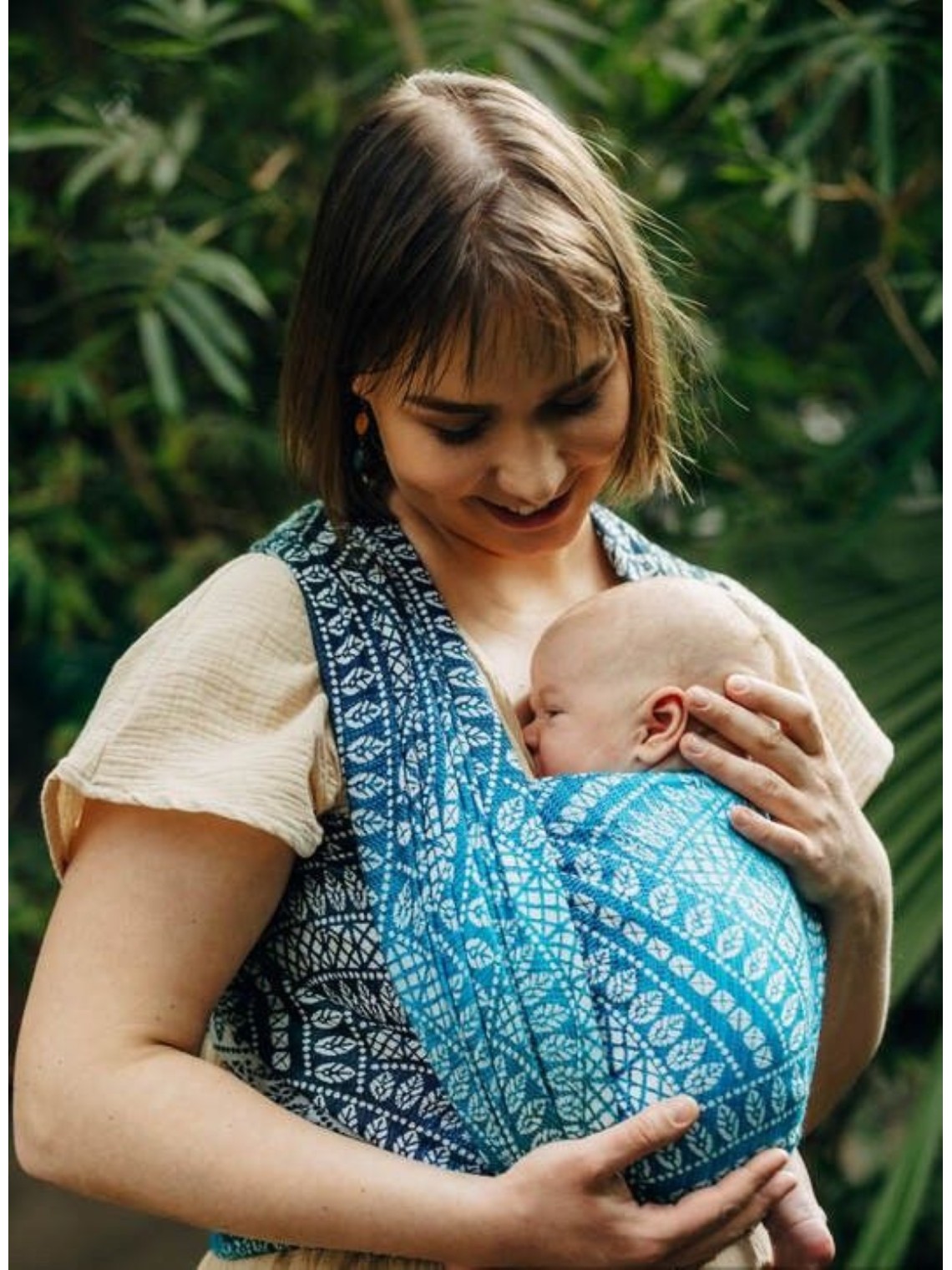 LennyLamb baby wrap – ergonomic and soft from birth to preschool