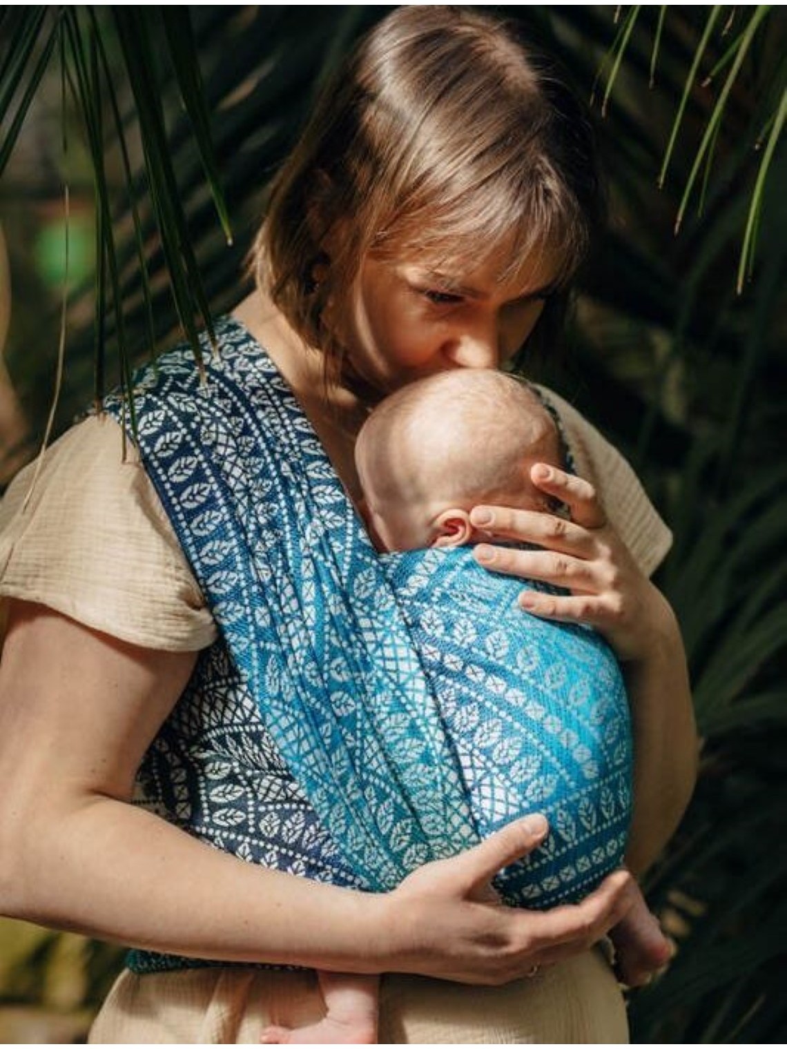 LennyLamb baby wrap – ergonomic and soft from birth to preschool