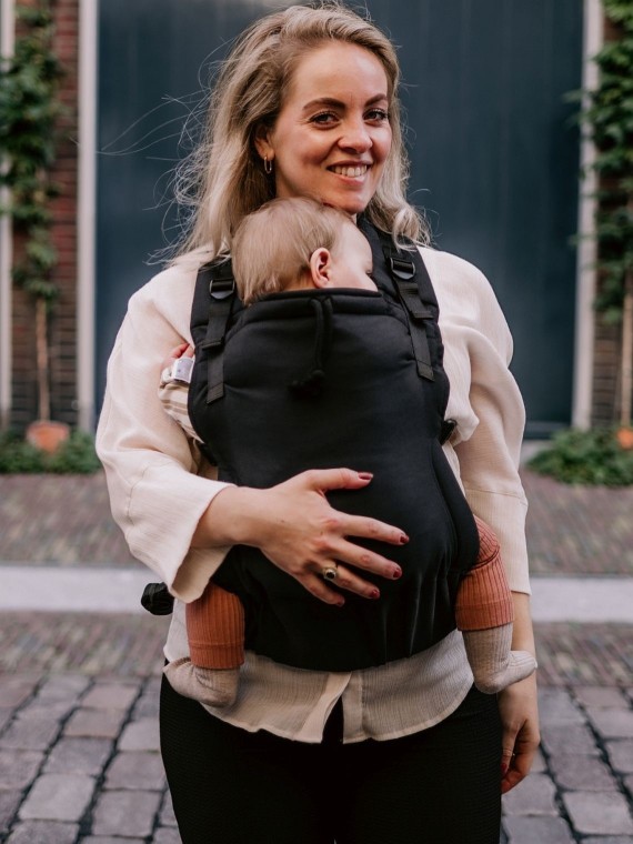 Pure Baby Love Cross & Go – simple and comfortable baby carrier