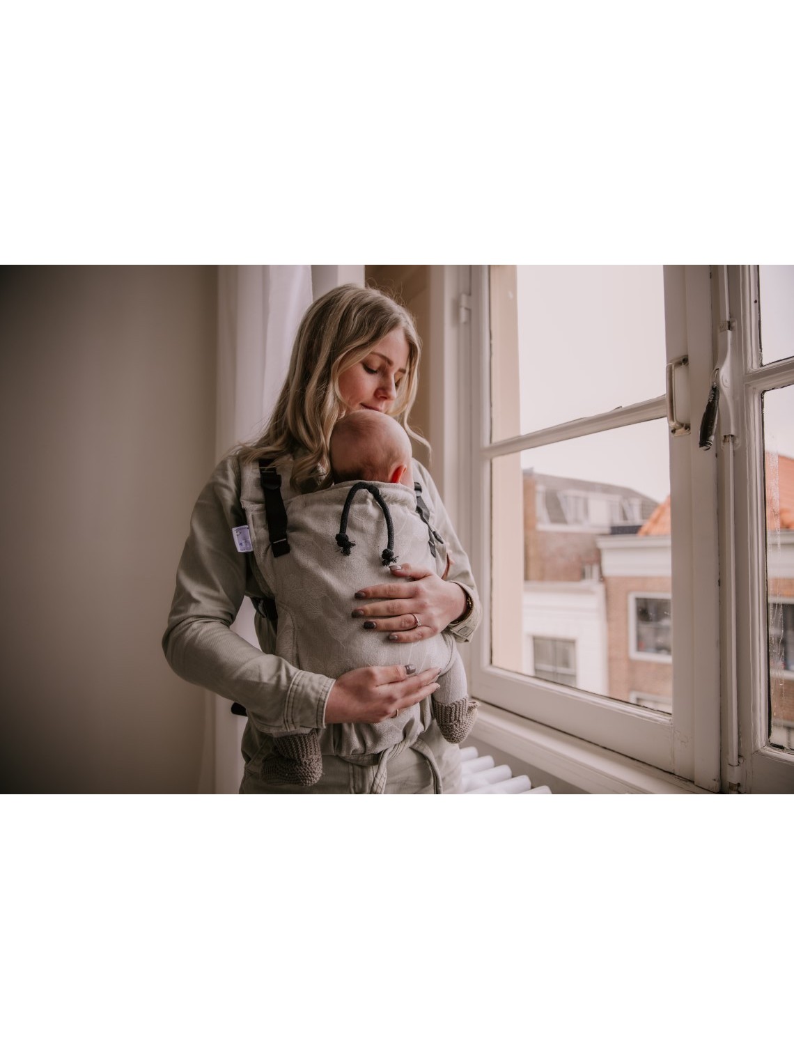 Pure Baby Love Cross & Go – proste i wygodne nosidełko dla niemowląt