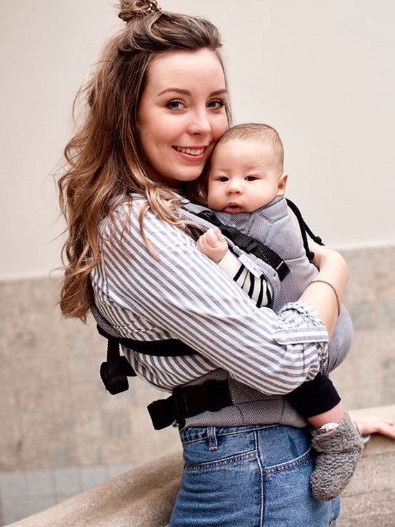 Pure Baby Love Cross & Go – simple and comfortable baby carrier