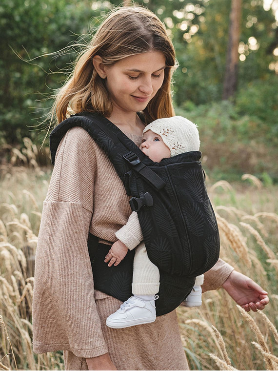 Quokkababy E-Carrier ergonomic baby carrier – maximum adaptability from day one
