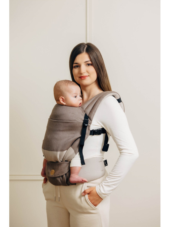 LennyLight – lightweight and intuitive baby carrier