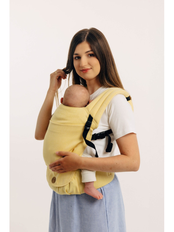 LennyLight – lightweight and intuitive baby carrier
