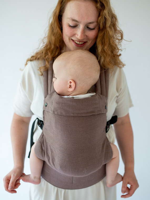 QUSY MINI 2.0 – ultralekkie, regulowane nosidełko dla niemowląt