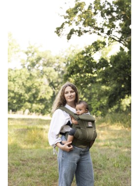 Ergobaby Omni Breeze – breathable comfort from newborn to toddler
