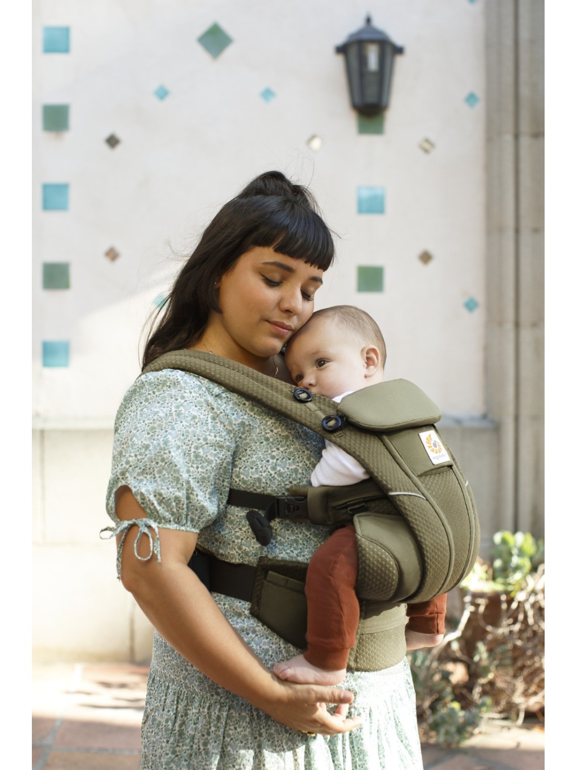 Ergobaby Omni Breeze – breathable comfort from newborn to toddler