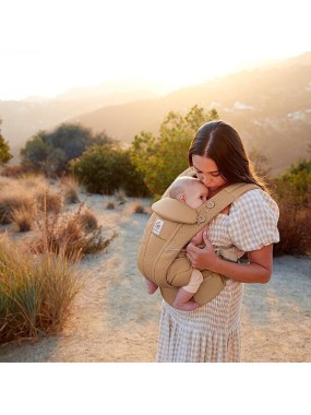 Ergobaby Omni Breeze – breathable comfort from newborn to toddler